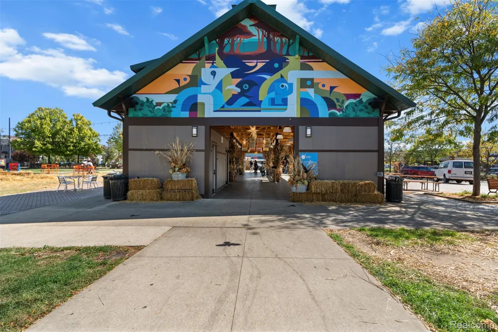 33549 Baldwin Street Farmington Hills City, MI 48336