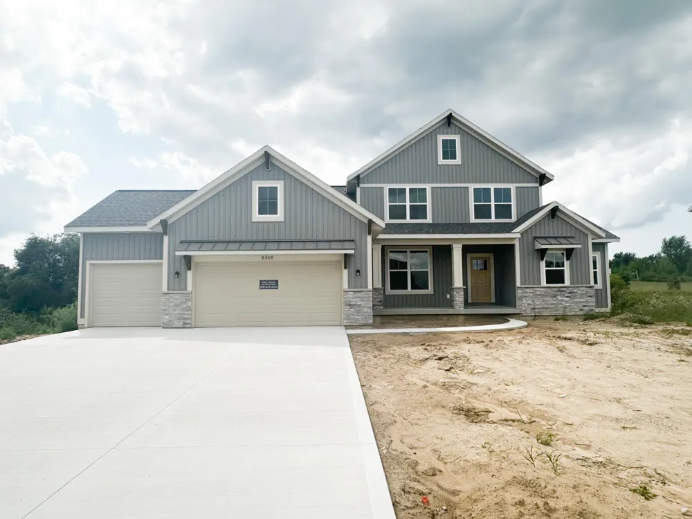 8305 Eagle Peak Drive Georgetown Charter Township, MI 49428