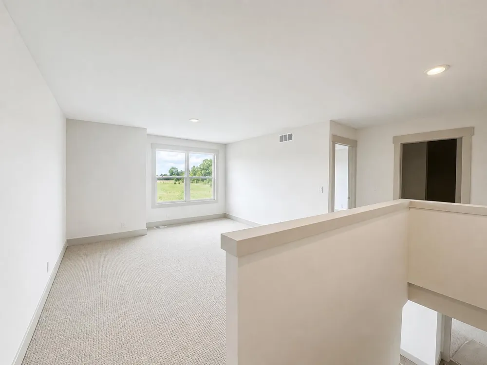 8305 Eagle Peak Drive Georgetown Charter Township, MI 49428