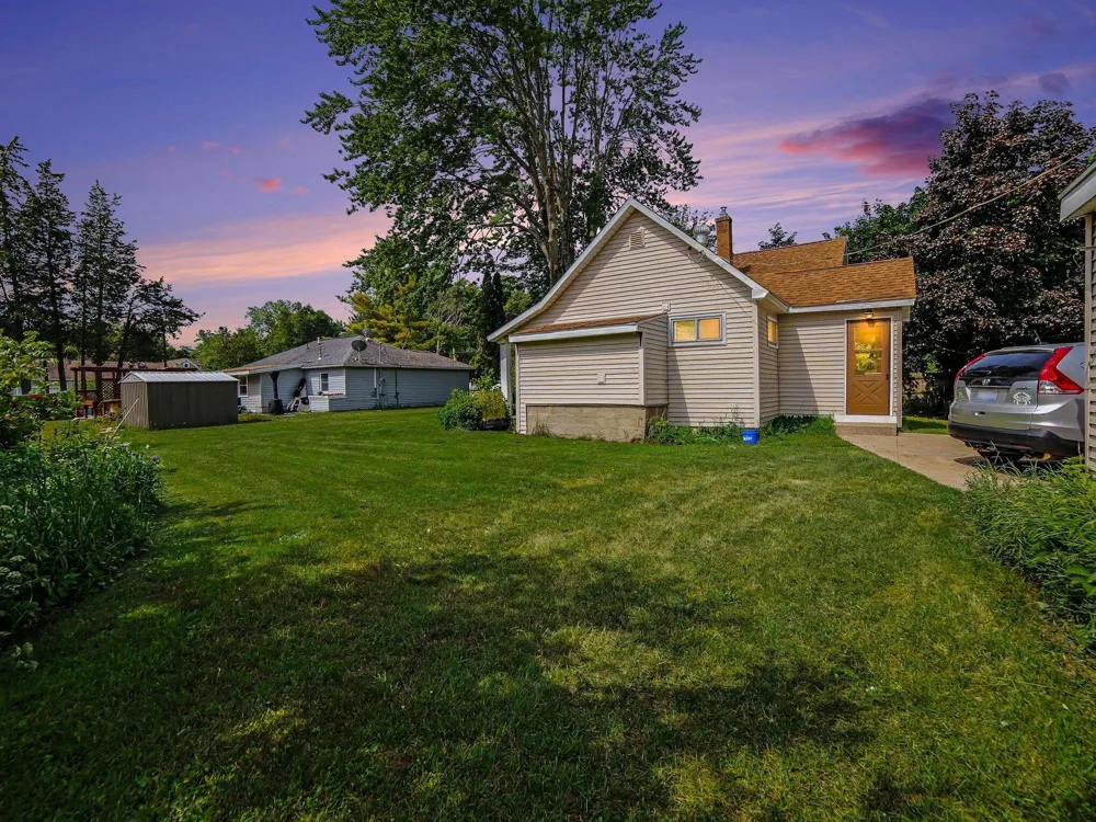 312 Bear Lake Road Laketon Township, MI 49445