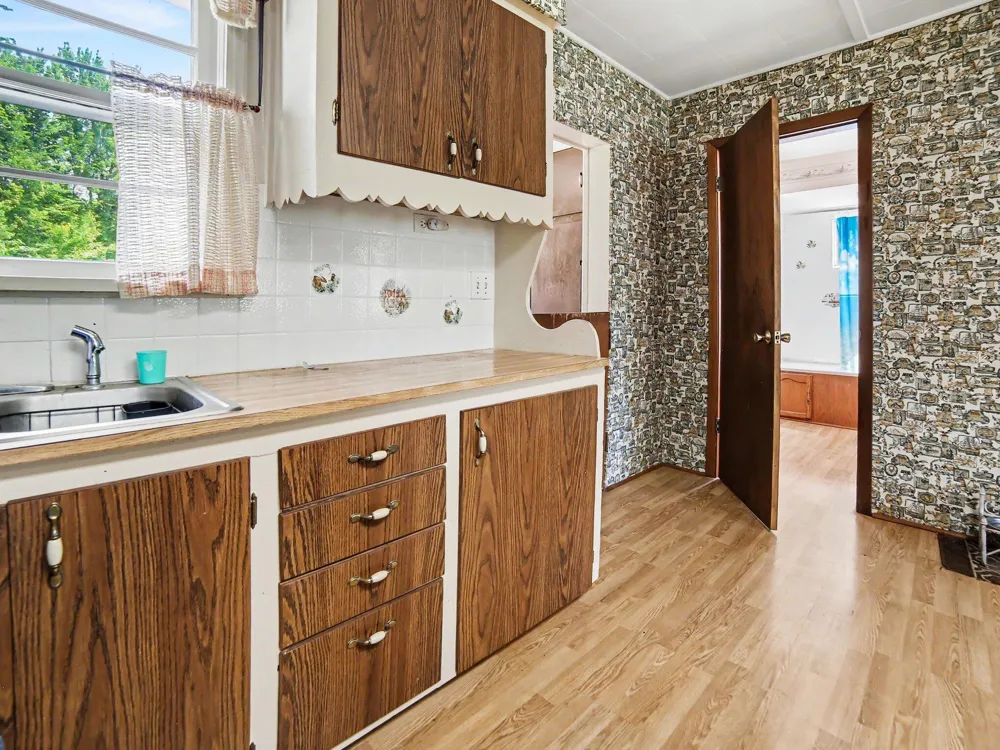 312 Bear Lake Road Laketon Township, MI 49445
