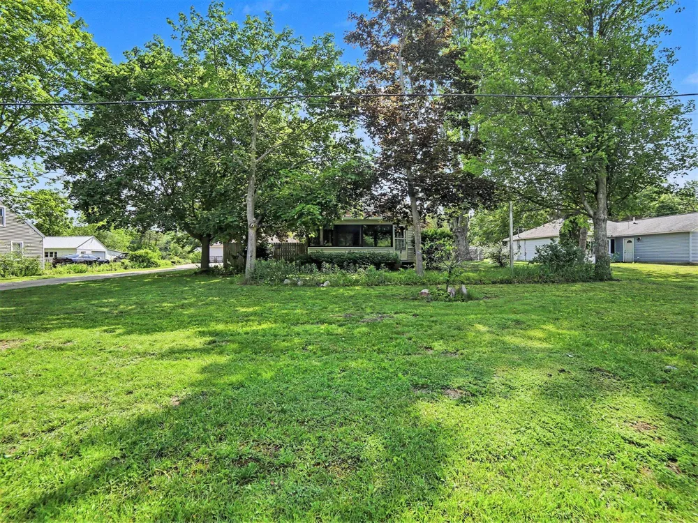 312 Bear Lake Road Laketon Township, MI 49445