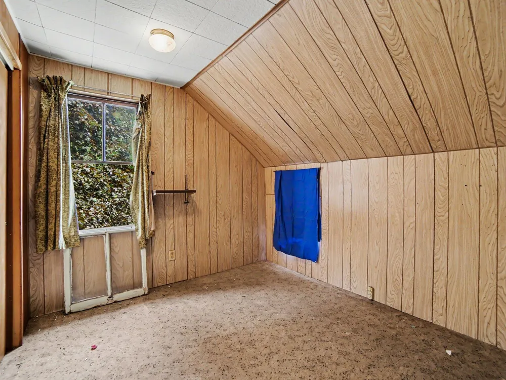 312 Bear Lake Road Laketon Township, MI 49445
