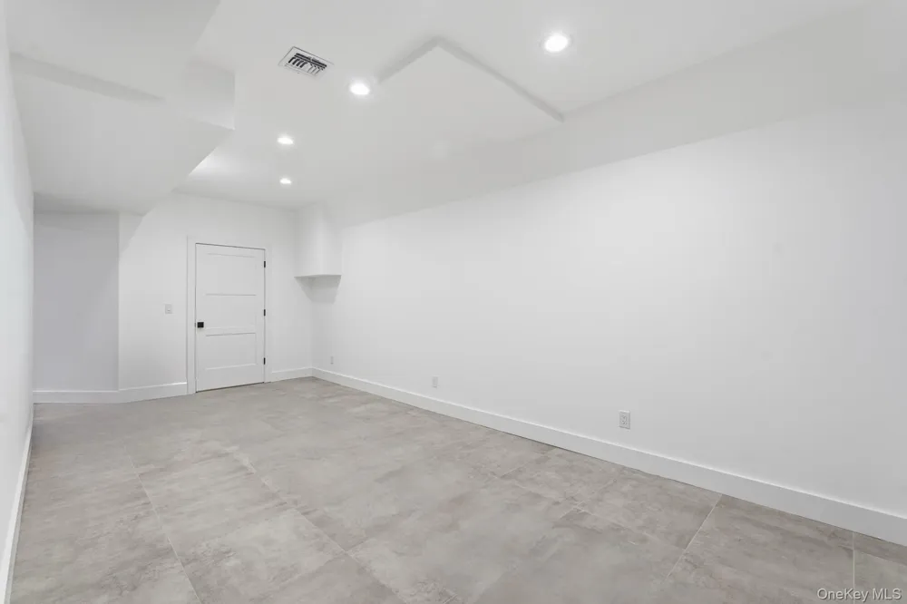 Address Not Shown Bridgehampton, NY 11932