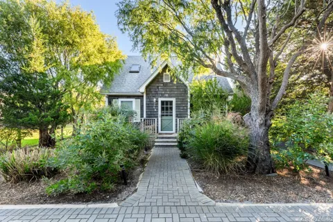 38 Homesite Avenue