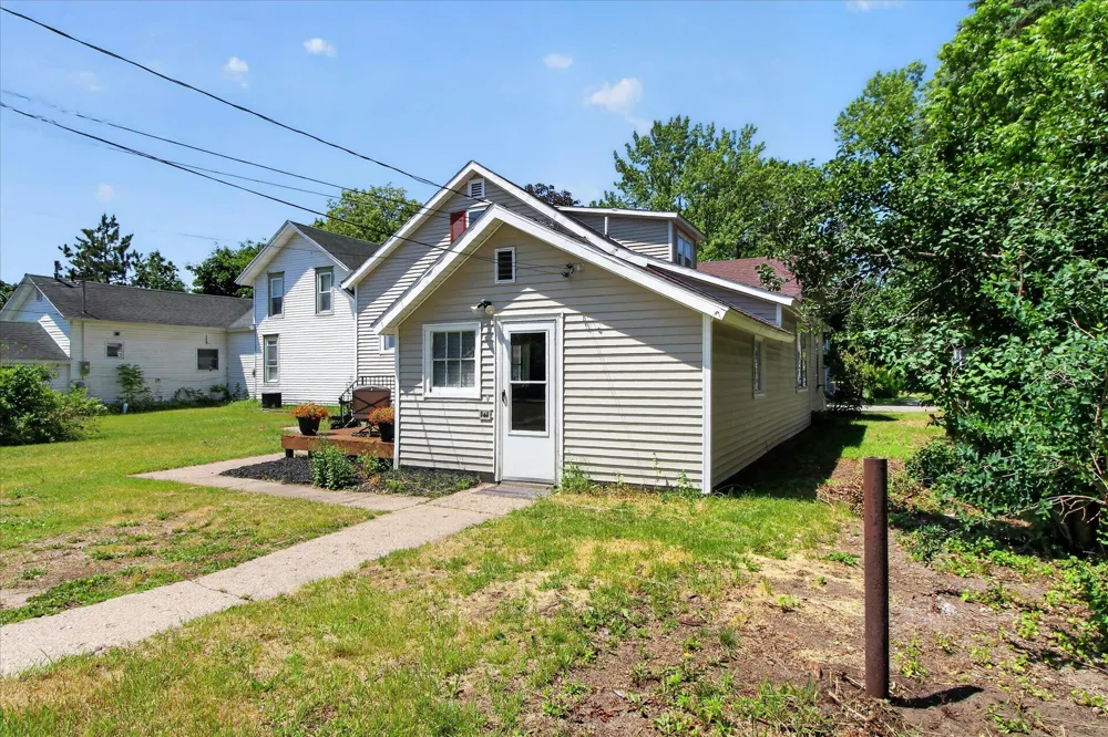 820 Rose Avenue Big Rapids City, MI 49307