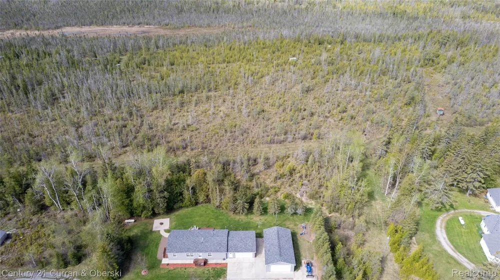 15262 Us 23 S Presque Isle Township, MI 49777