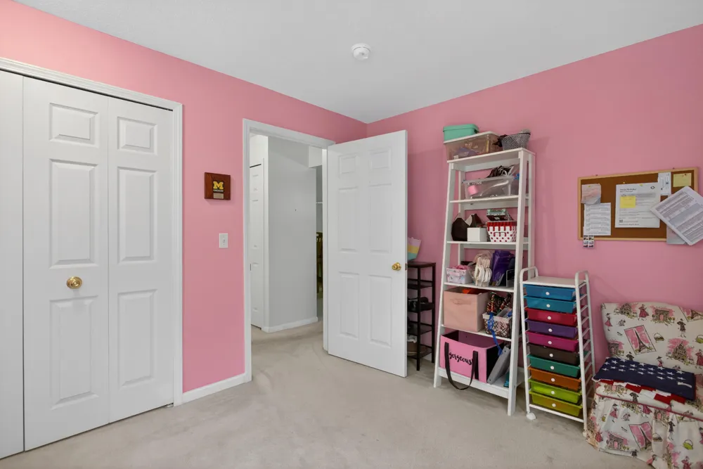 864 W Barrington Circle Summit Township, MI 49203