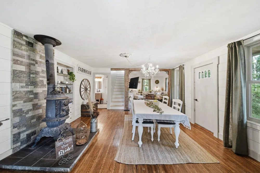 11242 Devereaux Road Parma Township, MI 49269
