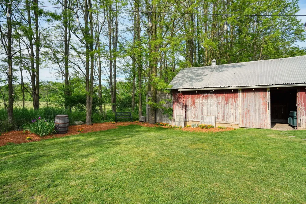 11242 Devereaux Road Parma Township, MI 49269