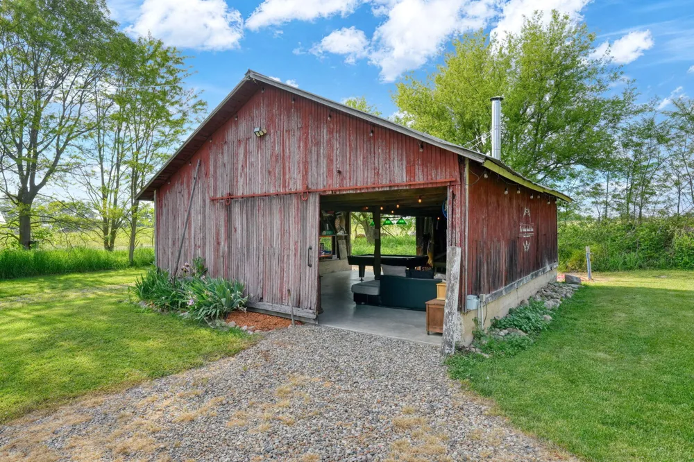 11242 Devereaux Road Parma Township, MI 49269