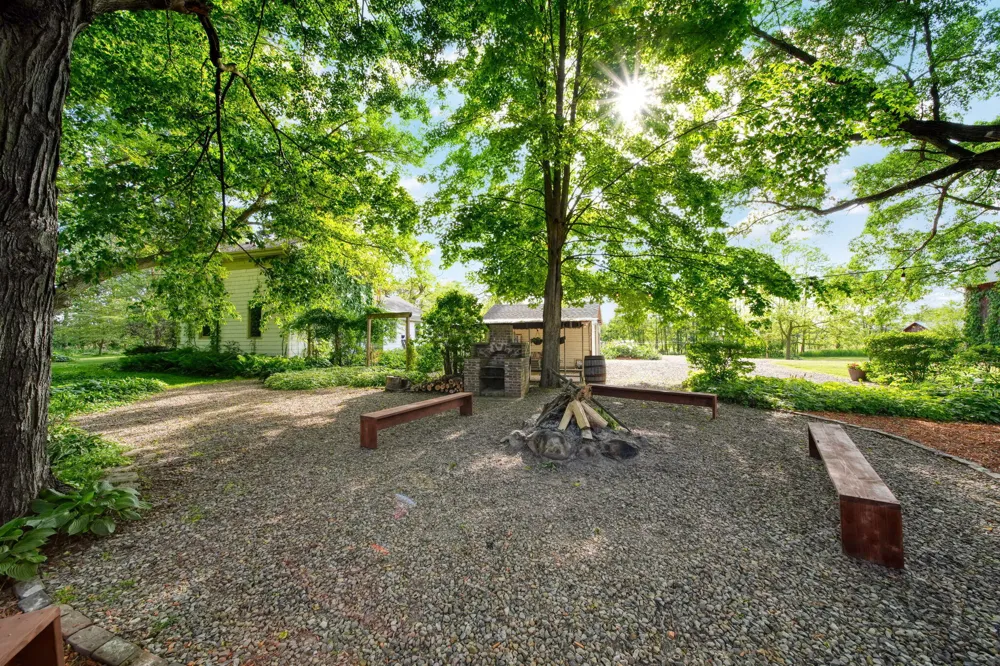 11242 Devereaux Road Parma Township, MI 49269
