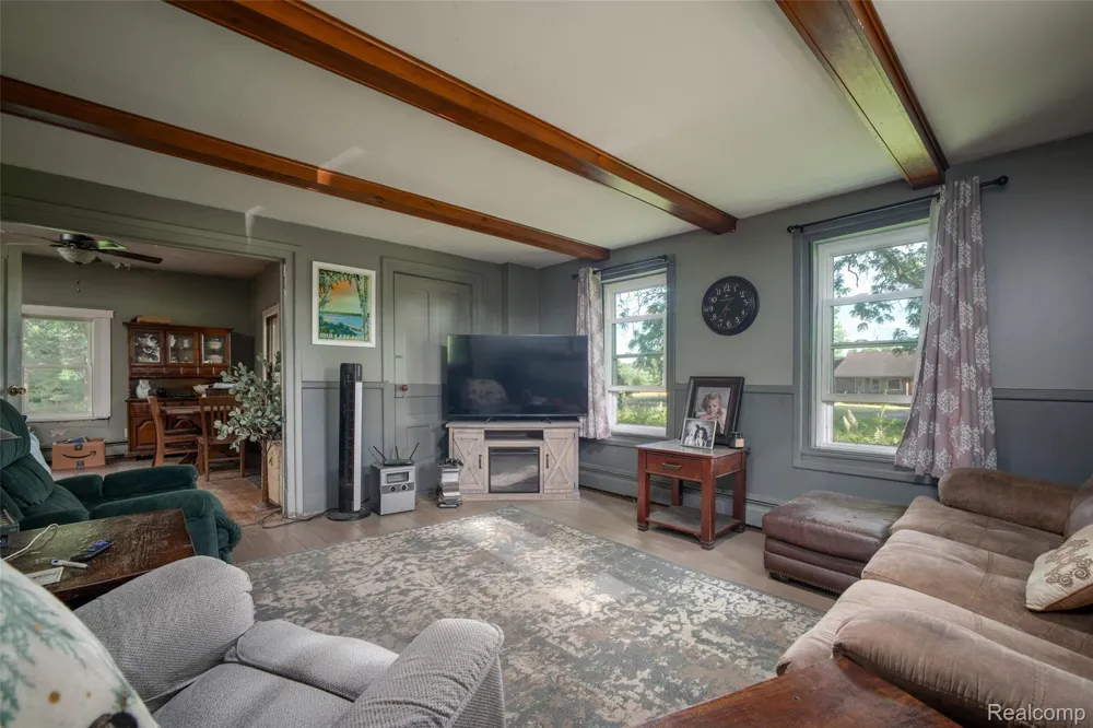 13882 Curtis Road Grass Lake Charter Township, MI 49240