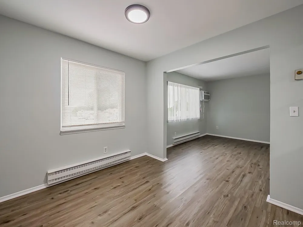 211 Summit Ridge #D White Lake Charter Township, MI 48386