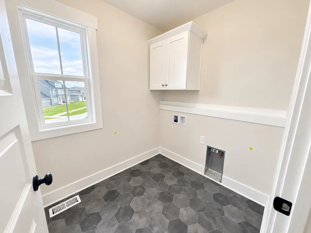 3375 Eagle Peak Drive Georgetown Charter Township, MI 49428