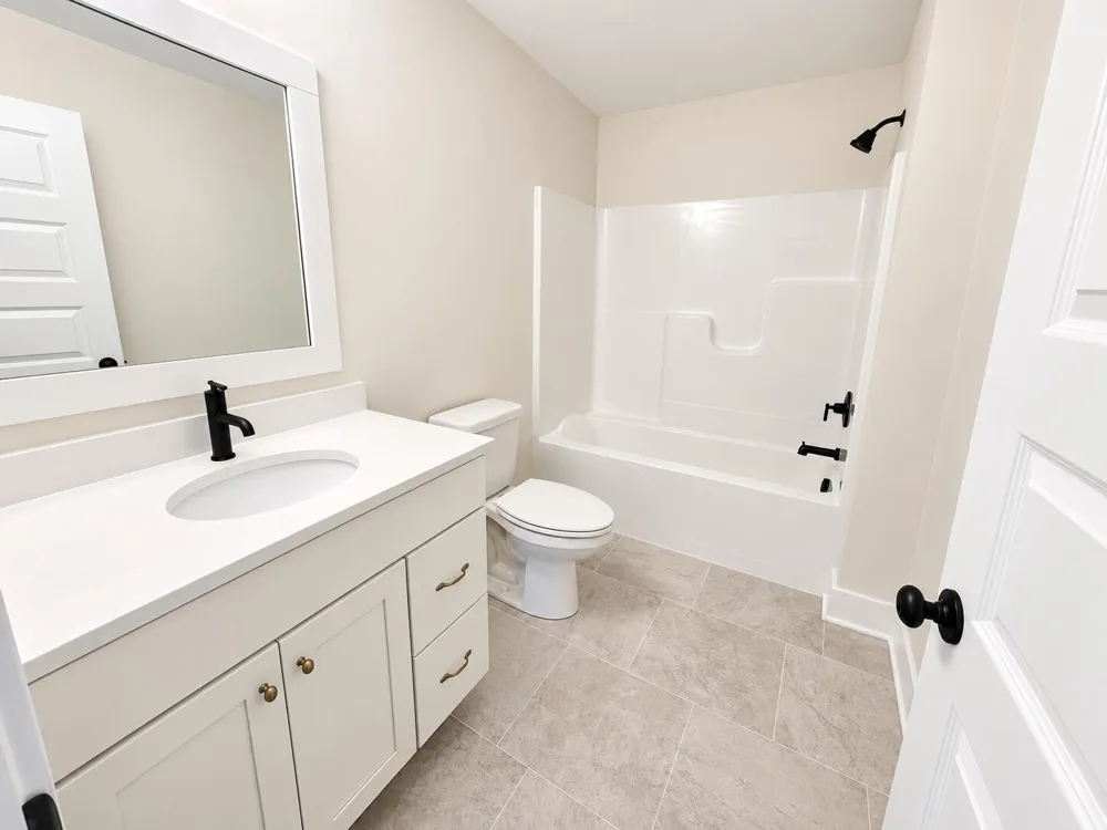 3375 Eagle Peak Drive Georgetown Charter Township, MI 49428