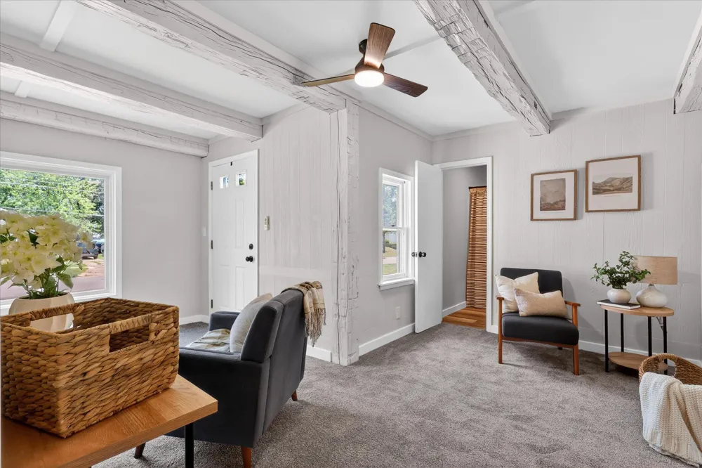 2473 Longstreet Avenue SW Wyoming City, MI 49509