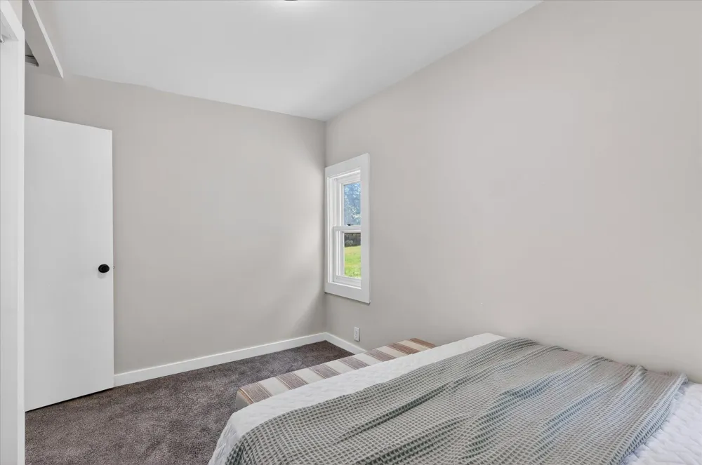 2473 Longstreet Avenue SW Wyoming City, MI 49509