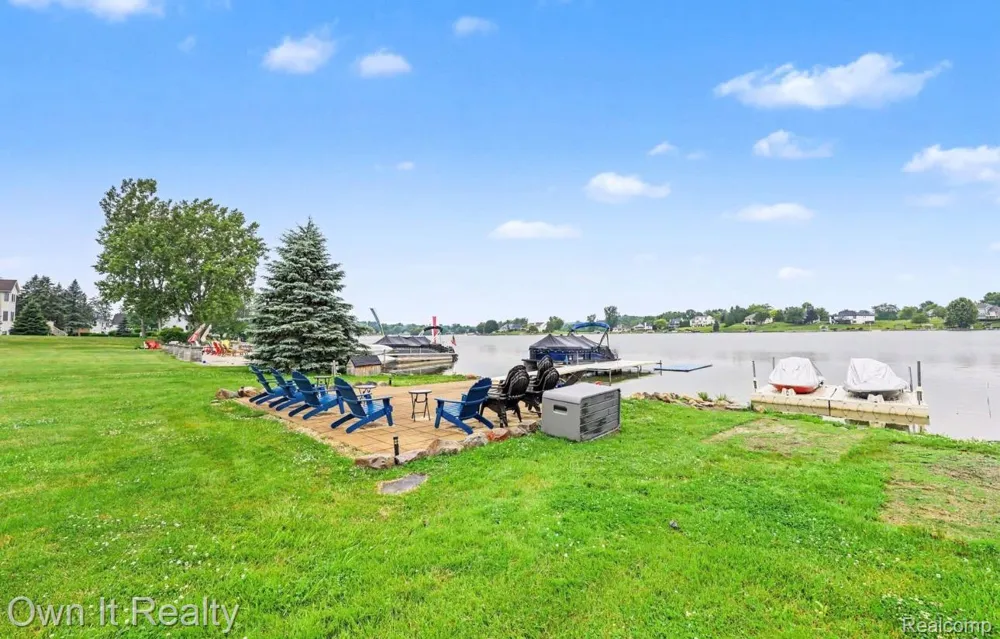 8609 Odowling Franklin Township, MI 49265