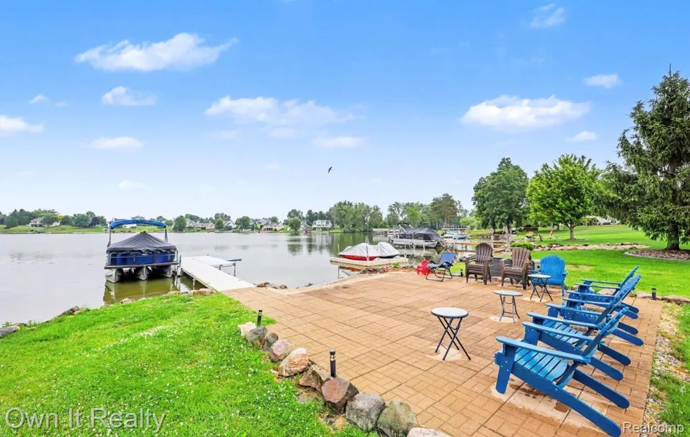 8609 Odowling Franklin Township, MI 49265
