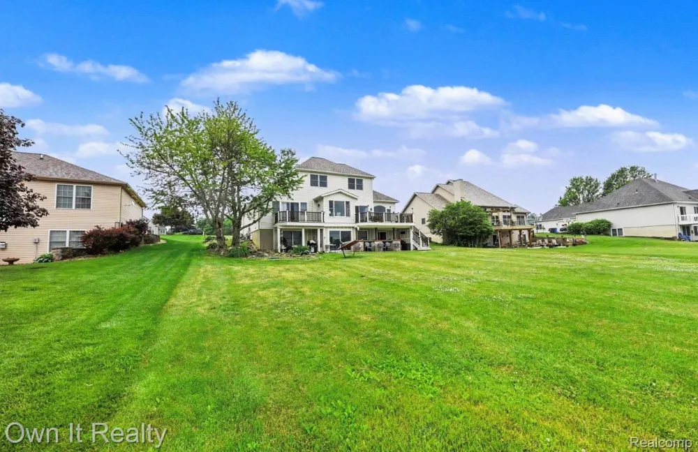 8609 Odowling Franklin Township, MI 49265