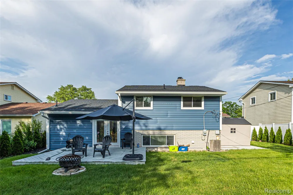 676 Sheffield Road Auburn Hills City, MI 48326