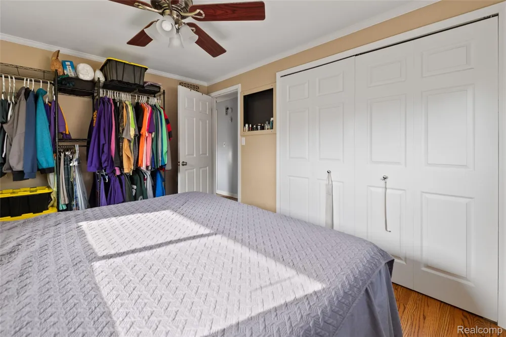 676 Sheffield Road Auburn Hills City, MI 48326
