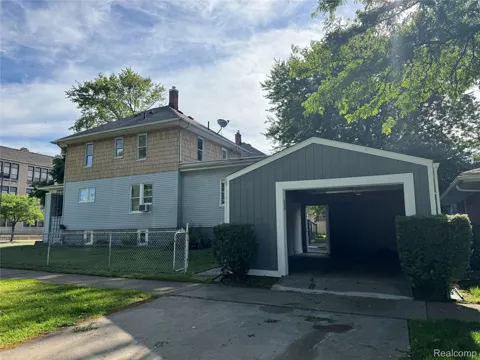 563 Eureka Road