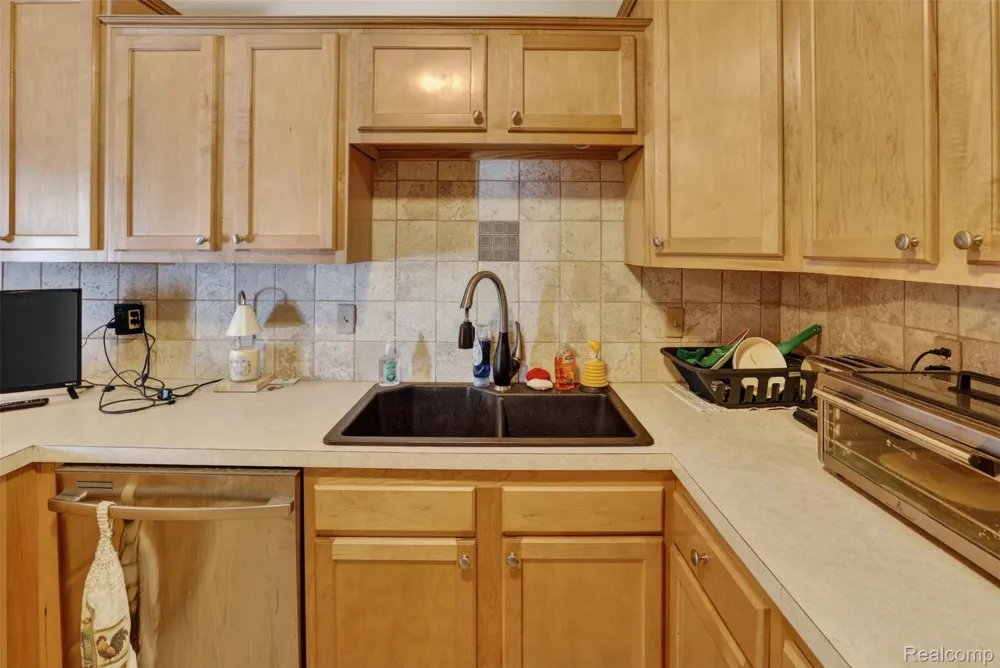 925 Kennely Road #G-106 Thomas Township, MI 48609
