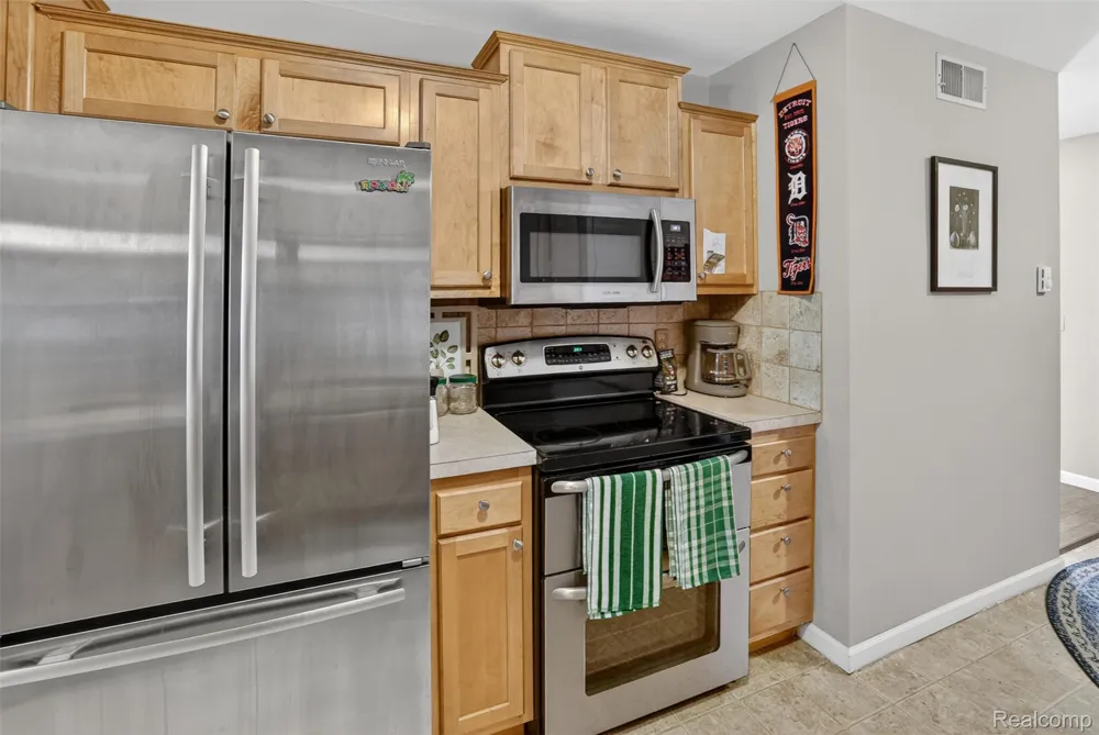 925 Kennely Road #G-106 Thomas Township, MI 48609