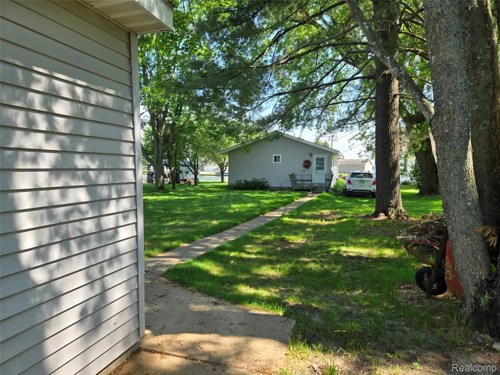 6783 W Northshore Drive Lake Township, MI 49651