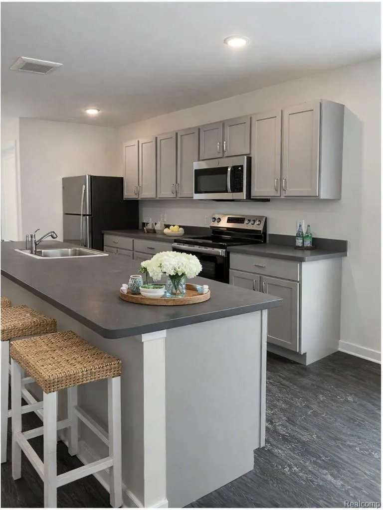 225 Grove Street #4 Ypsilanti City, MI 48198