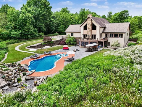 8874 1 Mile Road