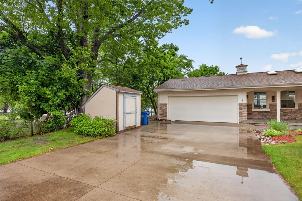 1020 Sunnyside Drive Cadillac City, MI 49601