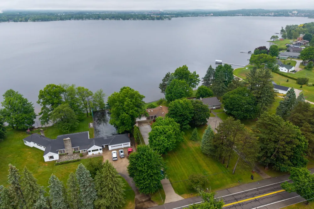1020 Sunnyside Drive Cadillac City, MI 49601