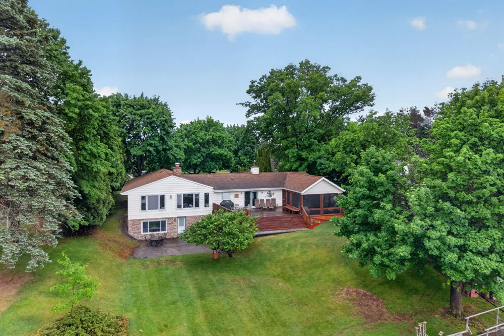1020 Sunnyside Drive Cadillac City, MI 49601