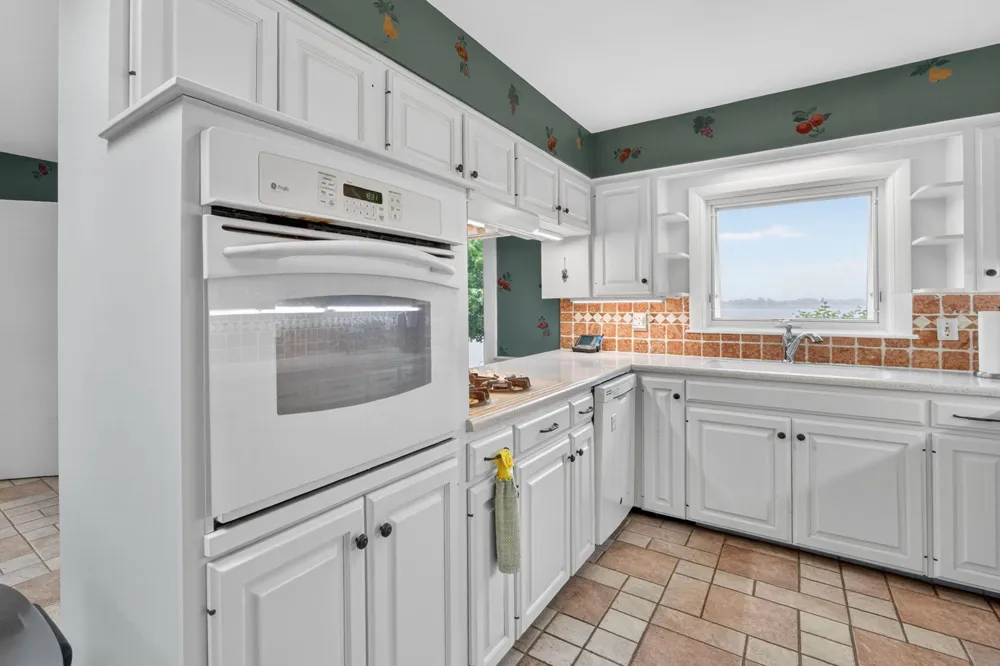 1020 Sunnyside Drive Cadillac City, MI 49601