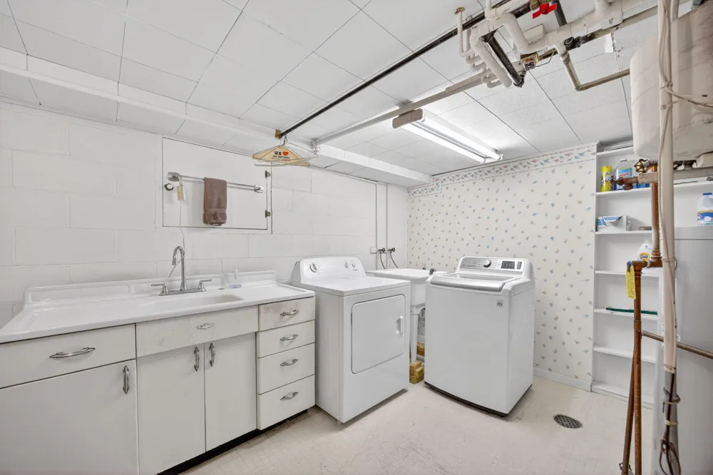 1020 Sunnyside Drive Cadillac City, MI 49601