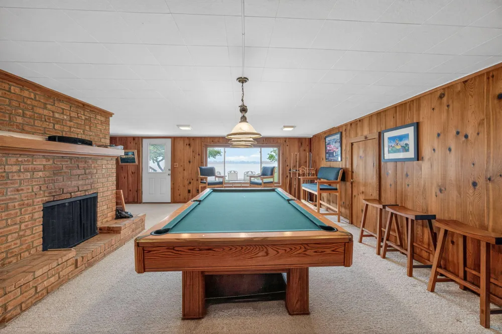 1020 Sunnyside Drive Cadillac City, MI 49601