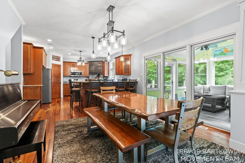 6384 Colorado Court Norton Shores City, MI 49444