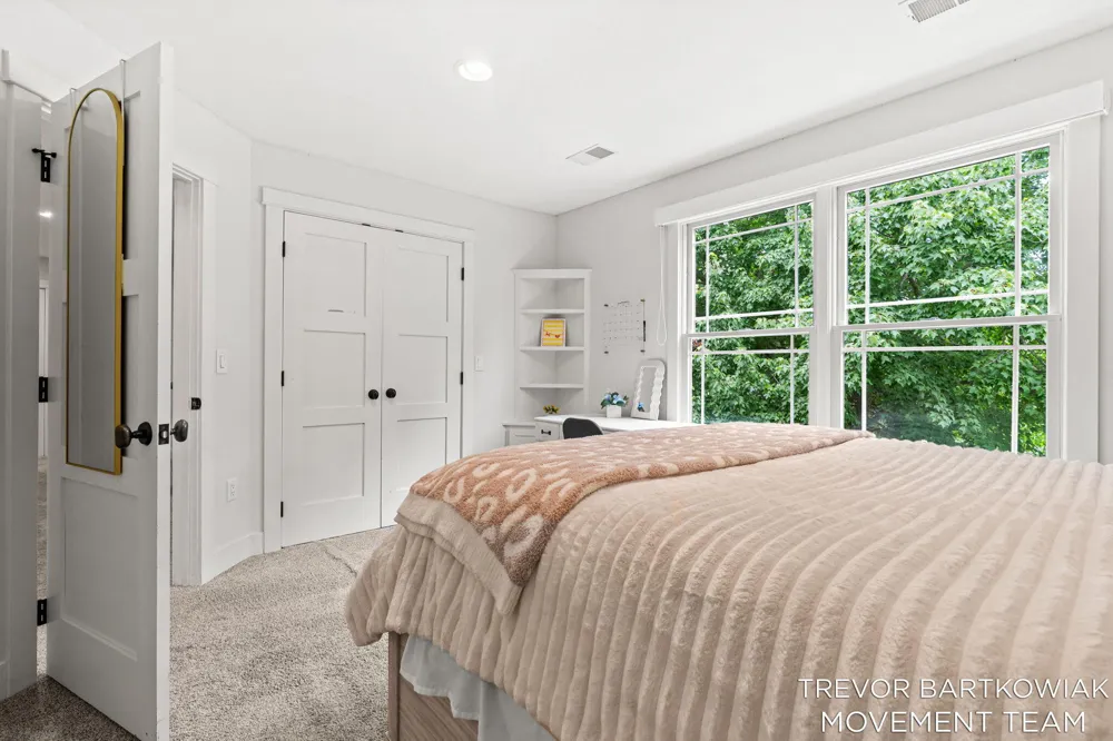 6384 Colorado Court Norton Shores City, MI 49444