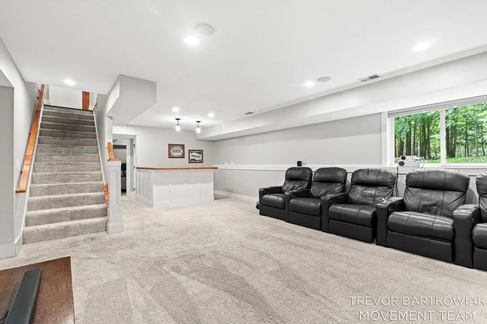 6384 Colorado Court Norton Shores City, MI 49444