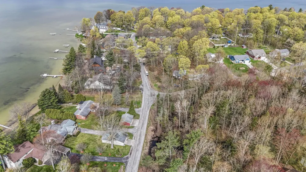 4125 White Birch Drive Green Lake Township, MI 49637