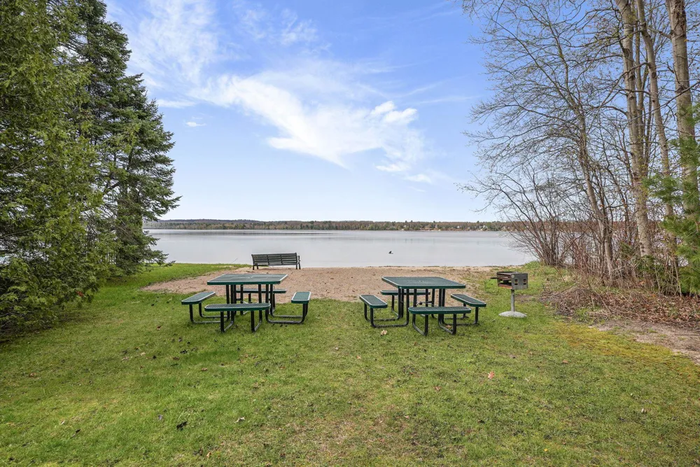 4125 White Birch Drive Green Lake Township, MI 49637