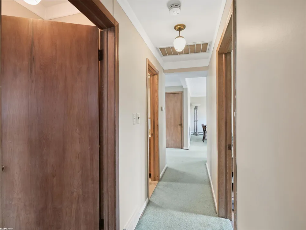 41589 Windmill Street Harrison Charter Township, MI 48045