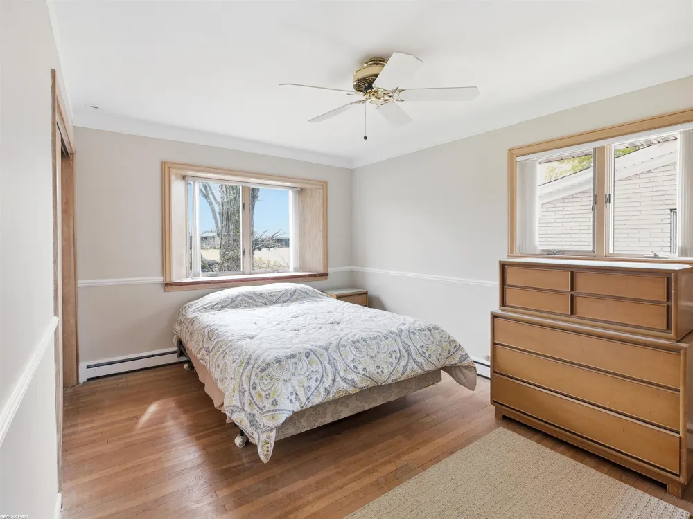 41589 Windmill Street Harrison Charter Township, MI 48045
