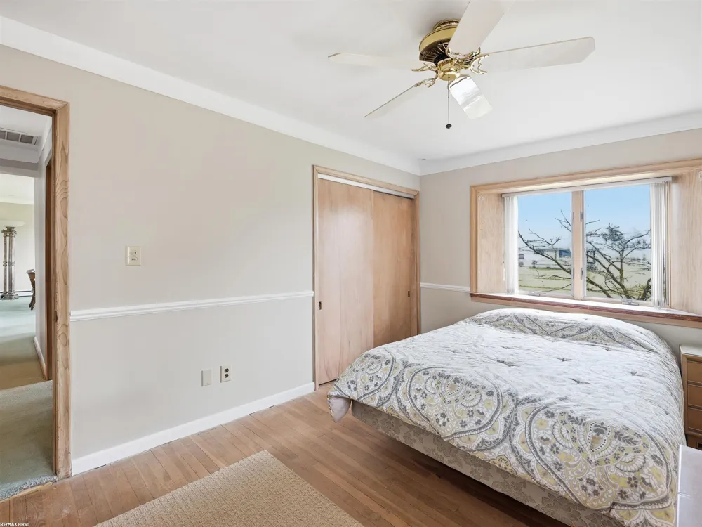 41589 Windmill Street Harrison Charter Township, MI 48045