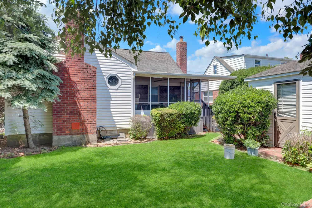 49 McAlester Avenue Hicksville, NY 11801
