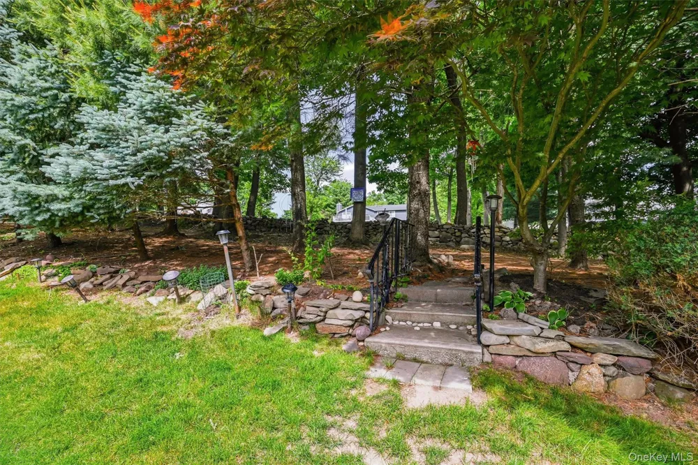 36 Windsor Circle #D1 New City, NY 10956