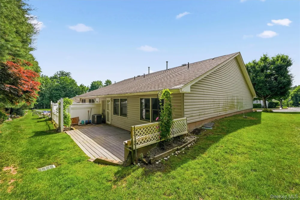 36 Windsor Circle #D1 New City, NY 10956